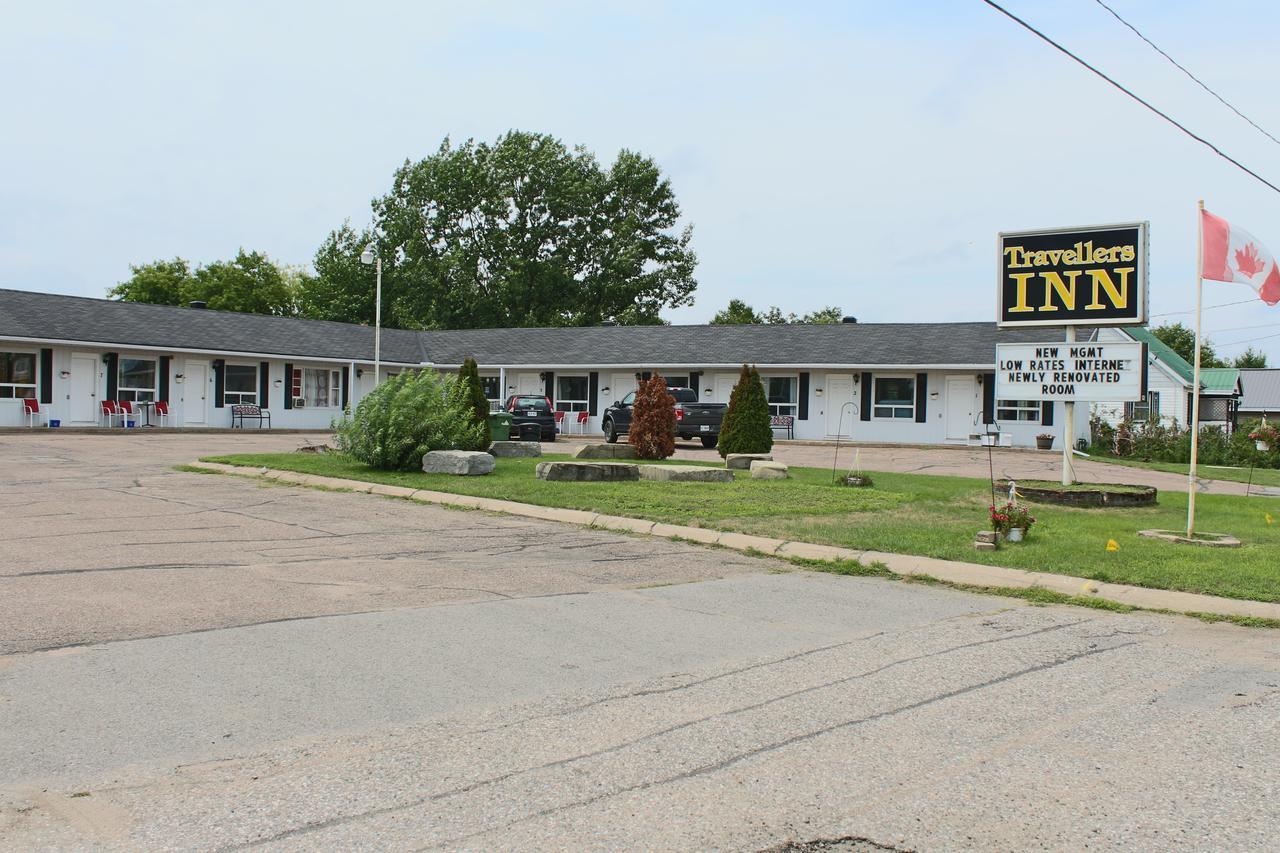 Travellers Motel 2*